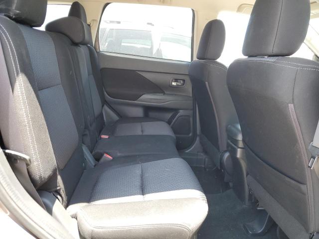Photo 11 from auction – 2016 MITSUBISHI OUTLANDER with VIN JA4AD3A31GZ022253