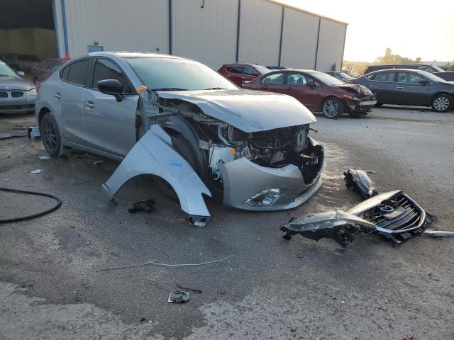 Photo 4 from auction – 2014 MAZDA 3 SV with VIN JM1BM1T77E1184219