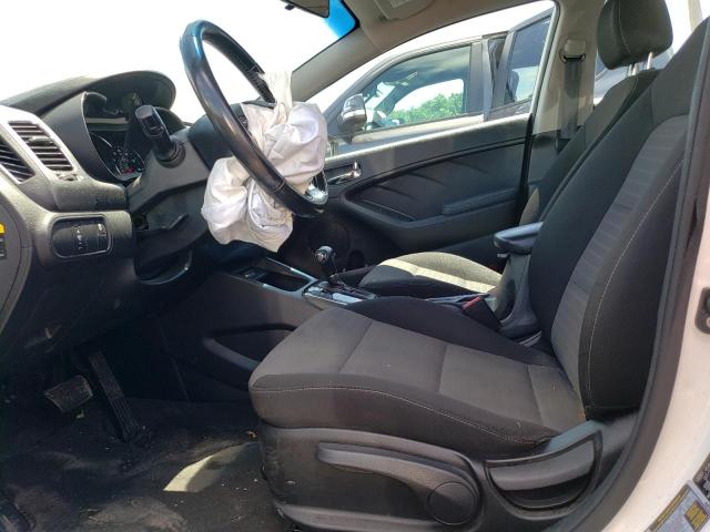 Photo 7 from auction – 2017 KIA FORTE LX with VIN 3KPFL4A75HE030148