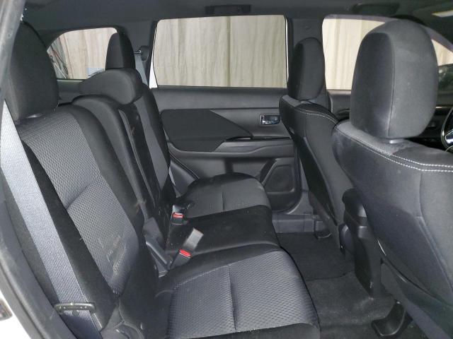Photo 11 from auction – 2018 MITSUBISHI OUTLANDER with VIN JA4AZ3A39JZ021456