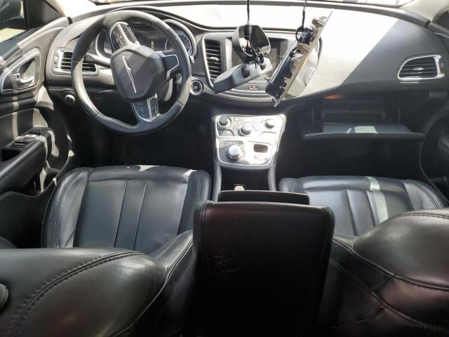 Photo 8 from auction – 2017 CHRYSLER 200 LIMITE with VIN 1C3CCCAB9HN505267