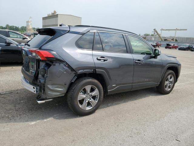 Photo 3 from auction – 2023 TOYOTA RAV4 XLE with VIN JTMRWRFVXPD178353