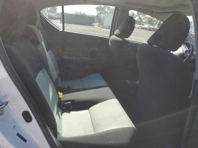Photo 10 from auction – 2015 TOYOTA PRIUS C with VIN JTDKDTB34F1109148
