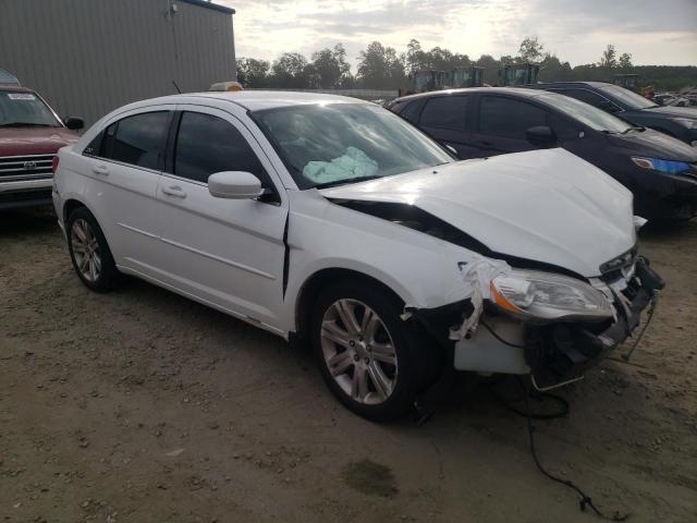 Photo 4 from auction – 2013 CHRYSLER 200 TOURIN with VIN 1C3CCBBB2DN656440