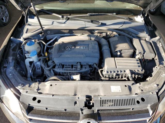 Photo 11 from auction – 2015 VOLKSWAGEN PASSAT S with VIN 1VWAT7A3XFC042791