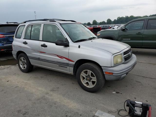 Photo 4 from auction – 2002 CHEVROLET TRACKER with VIN 2CNBJ13C526920598