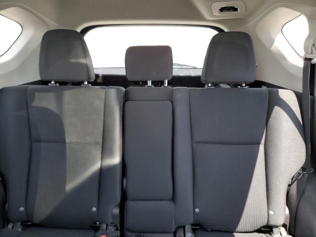 Photo 10 from auction – 2018 TOYOTA RAV4 LE with VIN 2T3ZFREV1JW459176