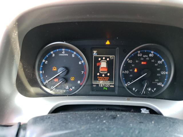 Photo 9 from auction – 2017 TOYOTA RAV4 XLE with VIN JTMRFREV2HJ120855