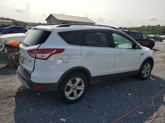 Photo 3 from auction – 2016 FORD ESCAPE SE with VIN 1FMCU9GX5GUB64593