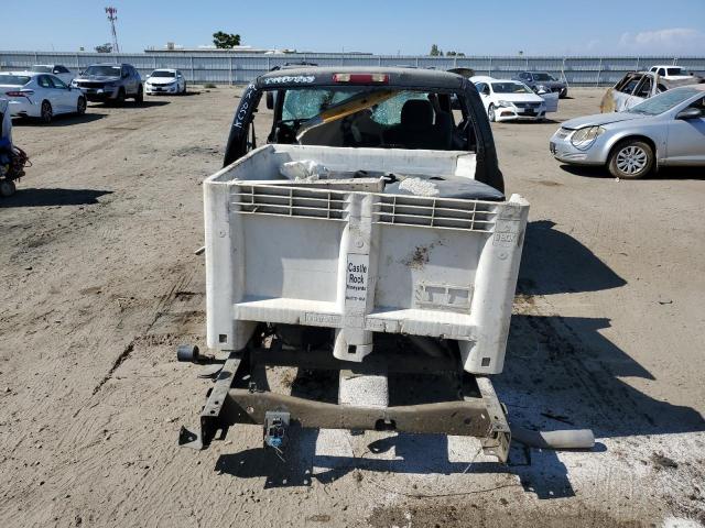 Photo 6 from auction – 2004 CHEVROLET SILVERADO with VIN 2GCEC19T541201841