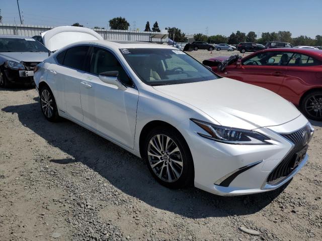 Photo 4 from auction – 2019 LEXUS ES 300H with VIN JTHB21B17K2008231