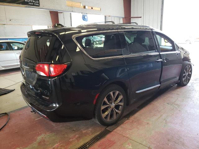 Photo 3 from auction – 2017 CHRYSLER PACIFICA L with VIN 2C4RC1GG8HR627568