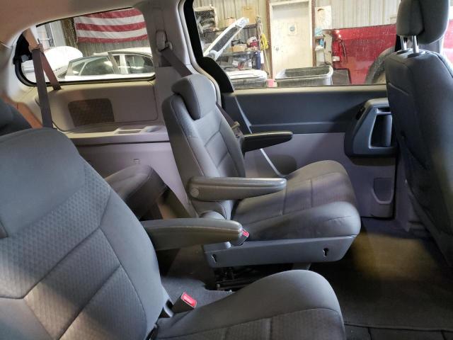 Photo 11 from auction – 2010 CHRYSLER TOWN & COU with VIN 2A4RR5D11AR329112
