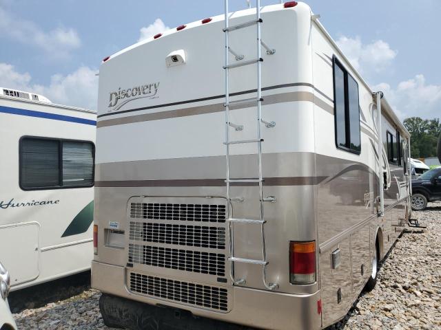Photo 4 from auction – 2000 FLEETWOOD DISCOVERY with VIN 4UZ6XFBA0YCG13131
