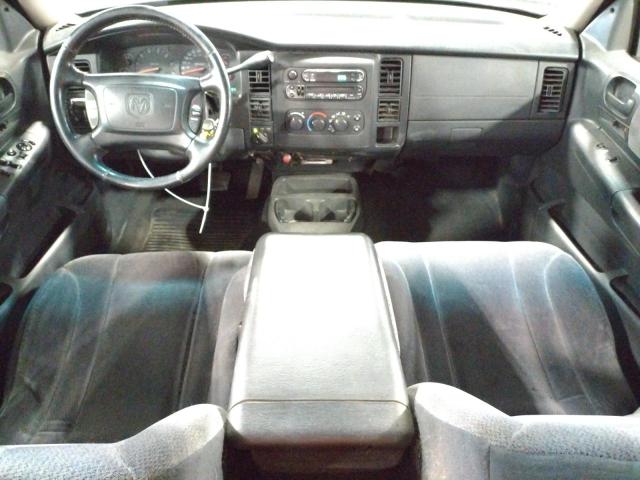 Photo 8 from auction – 2003 DODGE DAKOTA QUA with VIN 1D7HG38N43S197656