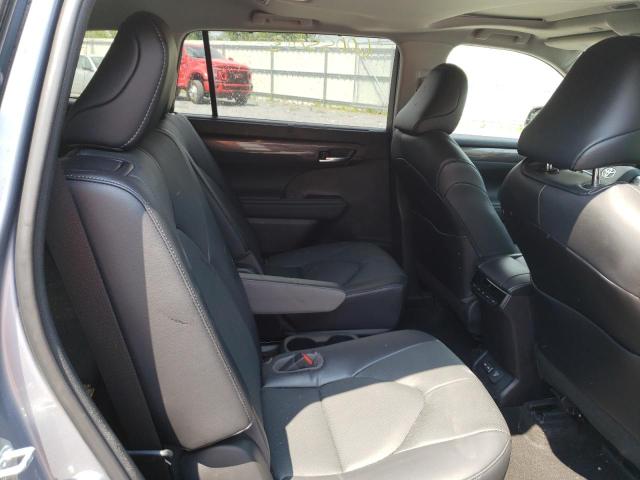 Photo 10 from auction – 2023 TOYOTA HIGHLANDER with VIN 5TDXBRCH1PS575195