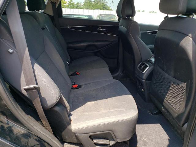 Photo 11 from auction – 2016 KIA SORENTO LX with VIN 5XYPGDA5XGG084392