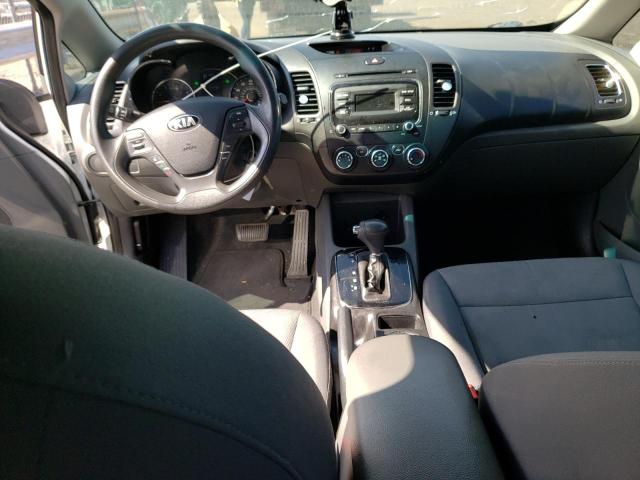 Photo 8 from auction – 2017 KIA FORTE LX with VIN 3KPFK4A77HE115074