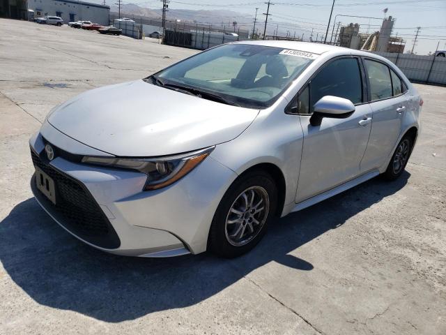 TOYOTA COROLLA LE 2022 with VIN JTDEAMDE4NJ044990 - Photo from auction