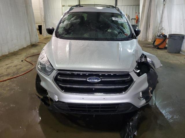 Photo 5 from auction – 2019 FORD ESCAPE SE with VIN 1FMCU9GDXKUB64121