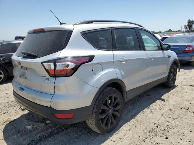Photo 3 from auction – 2017 FORD ESCAPE SE with VIN 1FMCU0GDXHUC80732