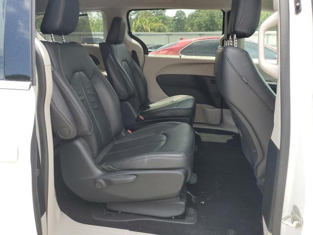 Photo 11 from auction – 2018 CHRYSLER PACIFICA H with VIN 2C4RC1L7XJR163632