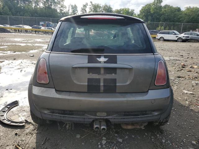 Photo 6 from auction – 2004 MINI COOPER S with VIN WMWRE33444TD83213
