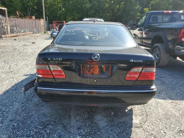 Photo 6 from auction – 2000 MERCEDES-BENZ E 320 4MAT with VIN WDBJF82J1YX031735