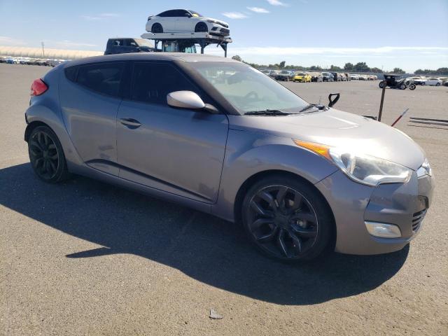 Photo 4 from auction – 2013 HYUNDAI VELOSTER with VIN KMHTC6ADXDU147459