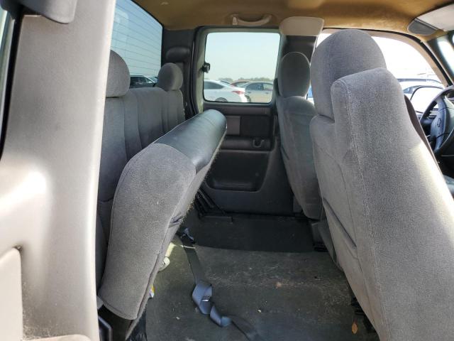 Photo 10 from auction – 2004 CHEVROLET SILVERADO with VIN 2GCEC19T641249316