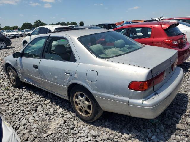 Photo 2 from auction – 2001 TOYOTA CAMRY CE with VIN 4T1BG22K71U850194