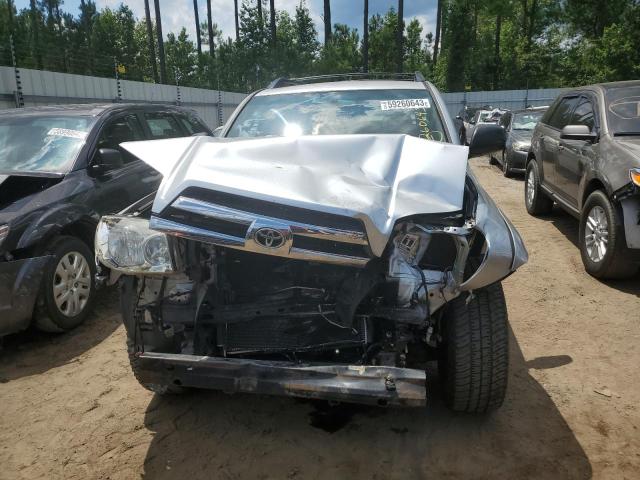 Photo 5 from auction – 2005 TOYOTA 4RUNNER SR with VIN JTEBU14R850078069