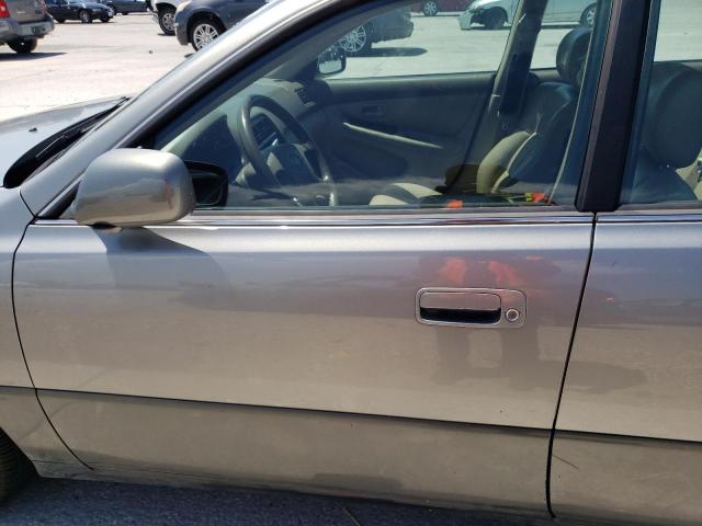 Photo 7 from auction – 2000 LEXUS ES 300 with VIN JT8BF28G1Y5085514