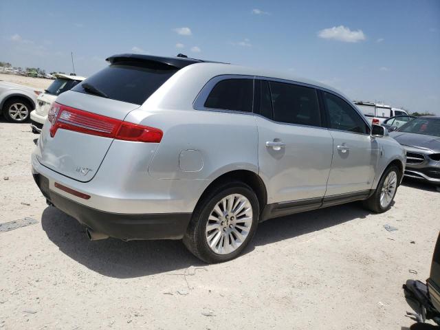 Photo 3 from auction – 2010 LINCOLN MKT with VIN 2LMHJ5FRXABJ25381