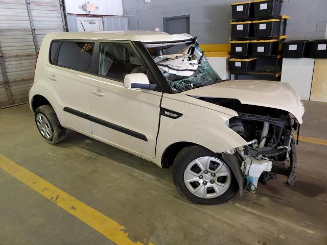 Photo 4 from auction – 2013 KIA SOUL with VIN KNDJT2A58D7554496