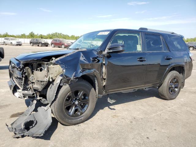 TOYOTA 4RUNNER SR 2020 with VIN JTEZU5JR8L5216056 - Photo from auction