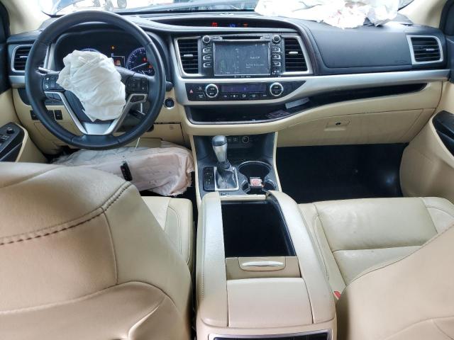 Foto 8 de la subasta – 2018 TOYOTA HIGHLANDER con VIN 5TDKZRFH8JS257129