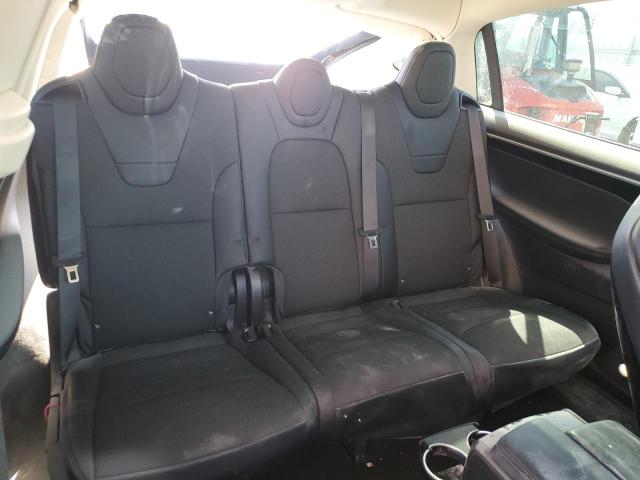 Photo 10 from auction – 2016 TESLA MODEL X with VIN 5YJXCDE22GF026294
