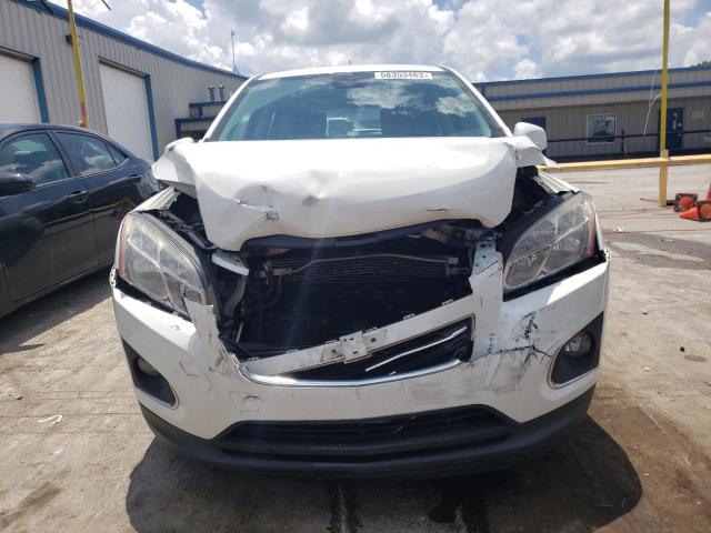 Photo 5 from auction – 2015 CHEVROLET TRAX LS with VIN KL7CJKSB3FB074849