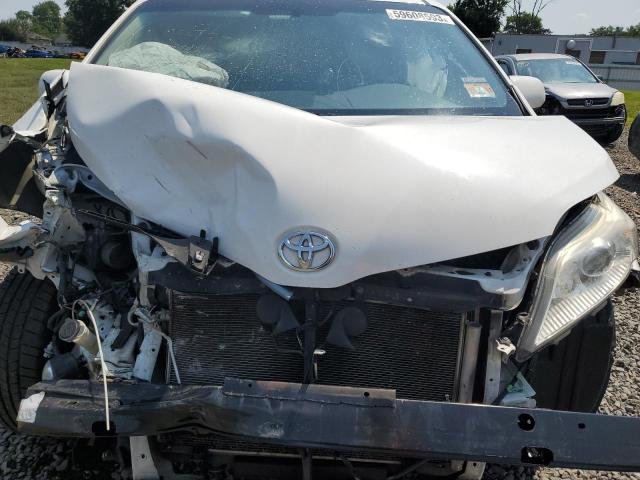 Photo 11 from auction – 2011 TOYOTA SIENNA XLE with VIN 5TDDK3DC6BS018942