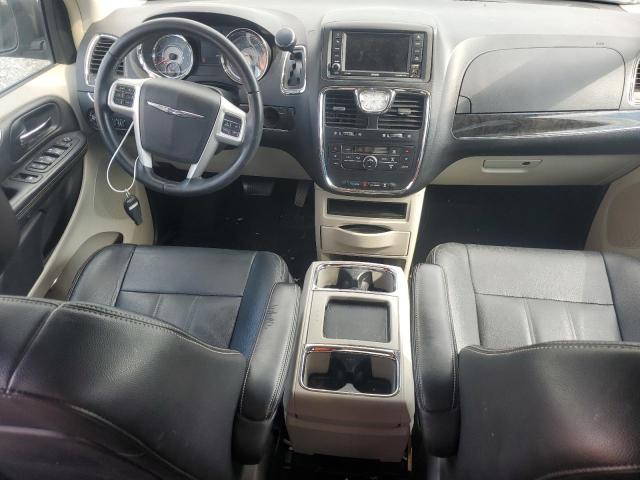 Photo 8 from auction – 2016 CHRYSLER TOWN & COU with VIN 2C4RC1BG4GR260335
