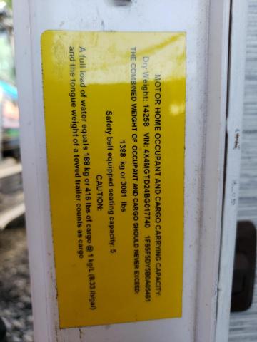 Photo 10 from auction – 2011 FORD F53 with VIN 1F65F5DY5B0A05461