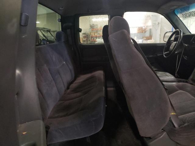 Photo 10 from auction – 2001 CHEVROLET 1500 with VIN 2GCEK19T311121954
