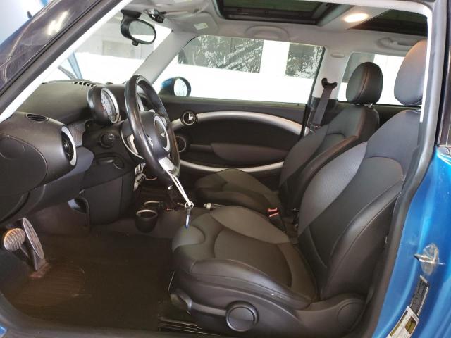 Photo 7 from auction – 2009 MINI COOPER S with VIN WMWMF735X9TW83592