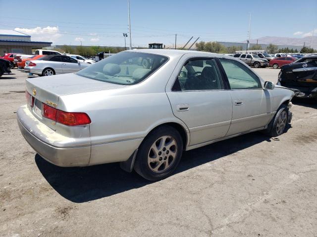 Photo 3 from auction – 2000 TOYOTA CAMRY LE with VIN 4T1BF28K3YU107486