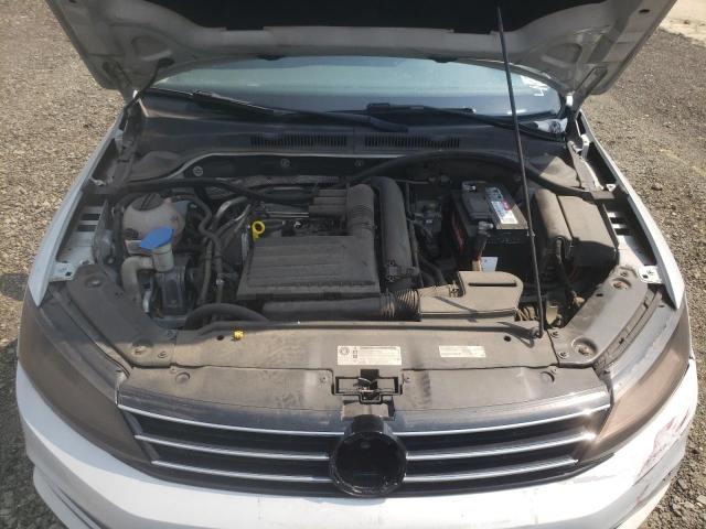 Photo 11 from auction – 2017 VOLKSWAGEN JETTA S with VIN 3VW2B7AJ6HM291676