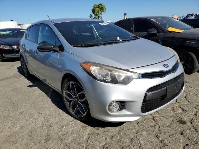 Photo 4 from auction – 2015 KIA FORTE SX with VIN KNAFZ5A3XF5360746