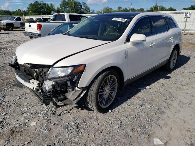 LINCOLN MKT 2016 with VIN 2LMHJ5AT9GBL02420 - Photo from auction