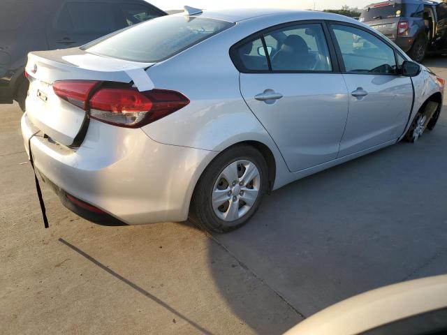 Photo 3 from auction – 2018 KIA FORTE LX with VIN 3KPFL4A75JE212714