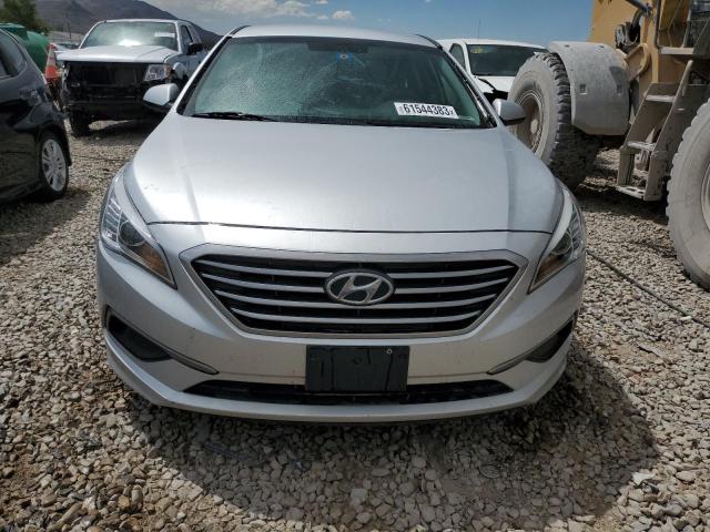 Photo 5 from auction – 2016 HYUNDAI SONATA SE with VIN 5NPE24AF8GH328578